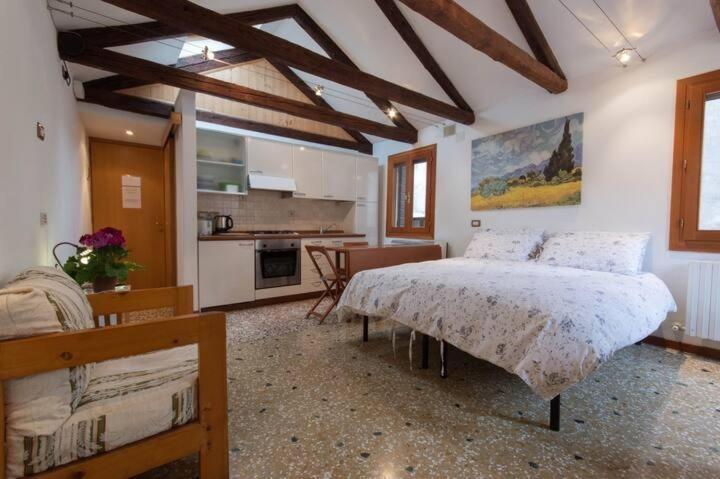 Appartamenti Ca D'Oro Venedig Exteriör bild